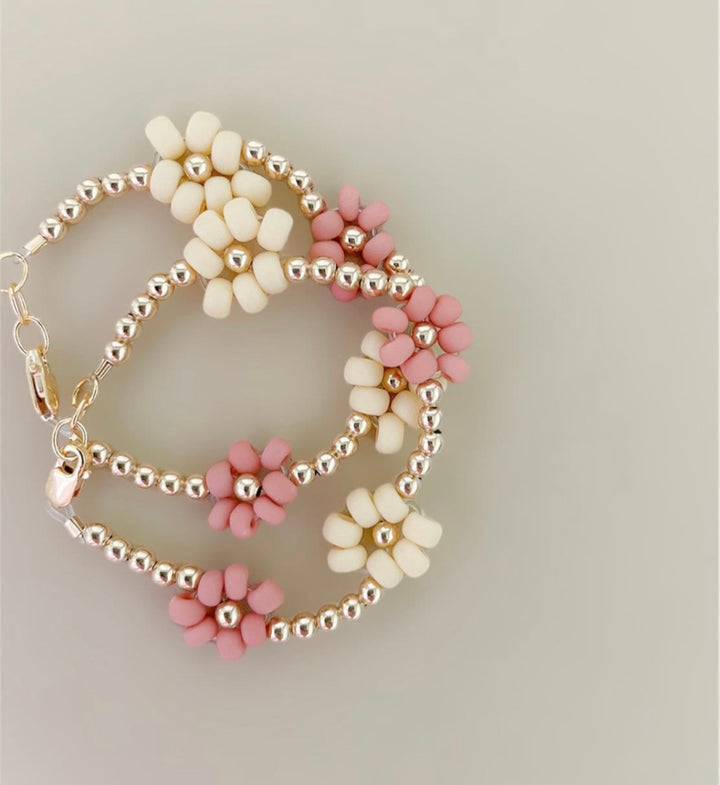 Pink & Cream Daisy Bracelet | Floral Beaded Bracelet with Gold Accents