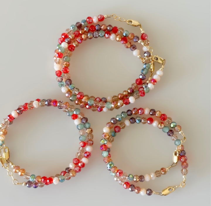 Christmas Shimmer Bracelet | Festive Holiday Beaded Bracelet