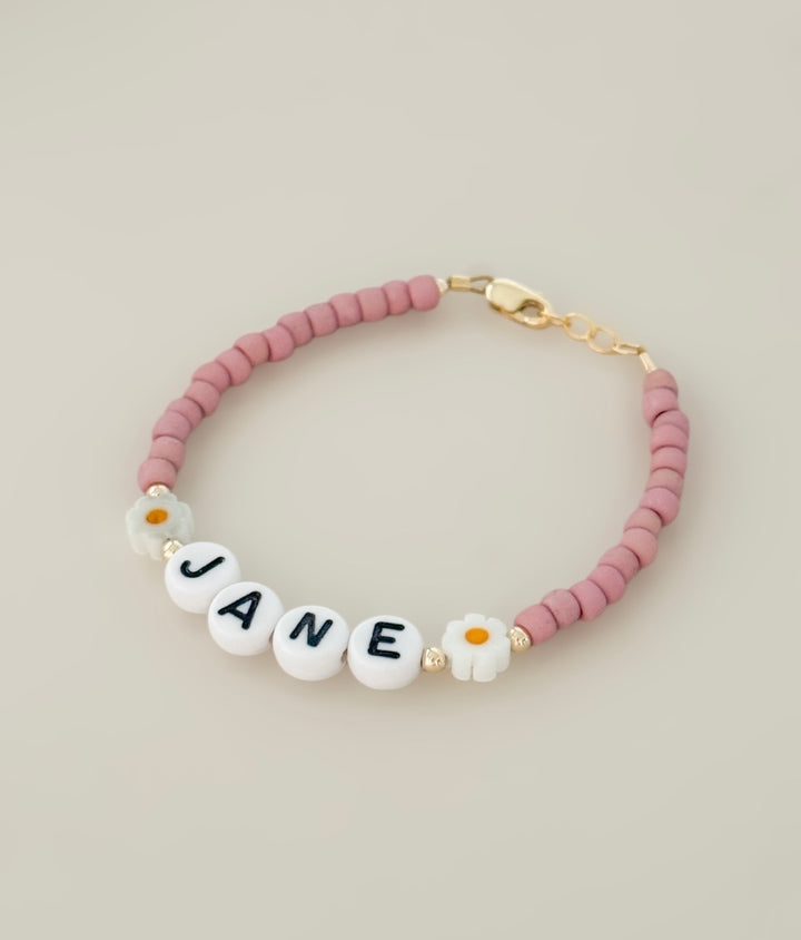 Personalized Name Bracelet – Daisy Beaded Bracelet for Kids &amp; Moms | Custom Gift