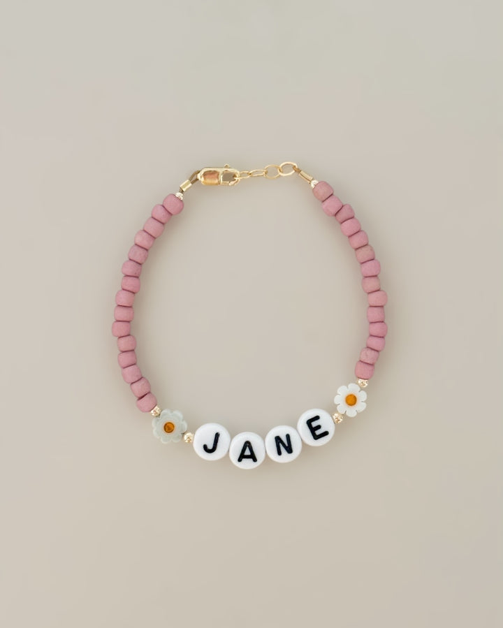 Personalized Name Bracelet – Daisy Beaded Bracelet for Kids &amp; Moms | Custom Gift