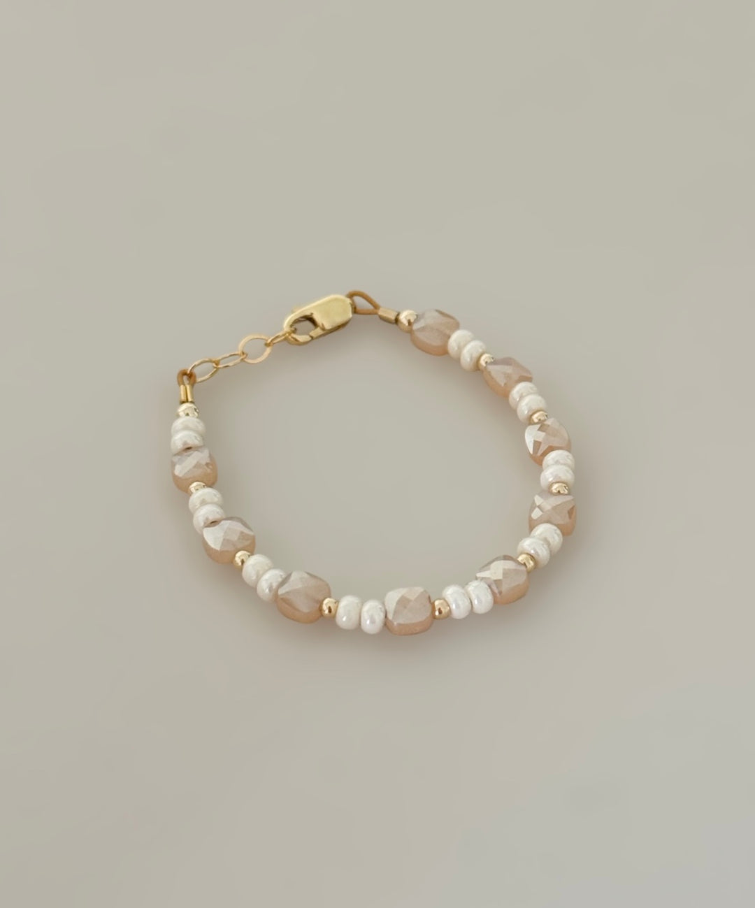 Gold &amp; cream shimmer bracelet