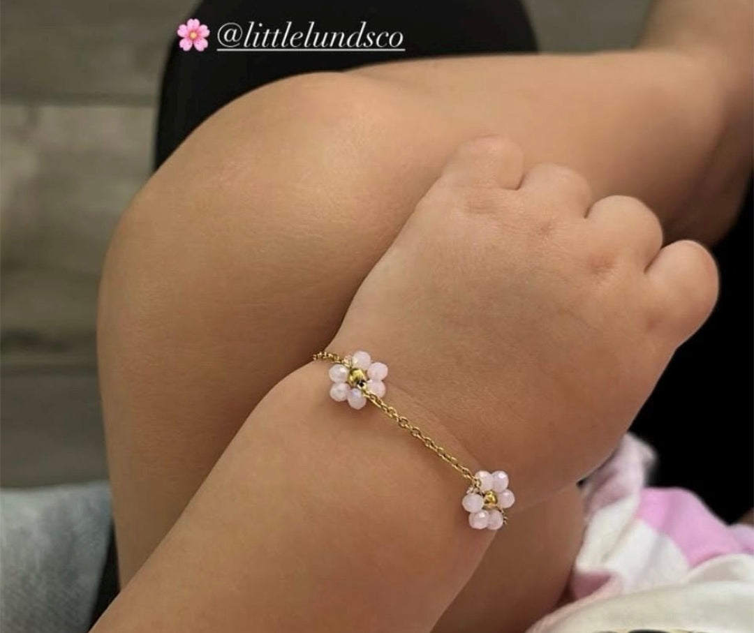 Gold Flower Chain Bracelet – Matching Mom and Daughter Jewelry