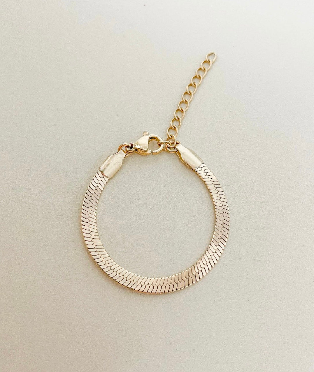 Gold herringbone mom and baby bracelet