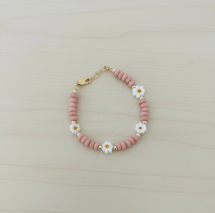 Blush Daisy Bead Bracelet – Dainty Pink & White Flower Bracelet (Hypoallergenic, Gold-Filled Hardware)