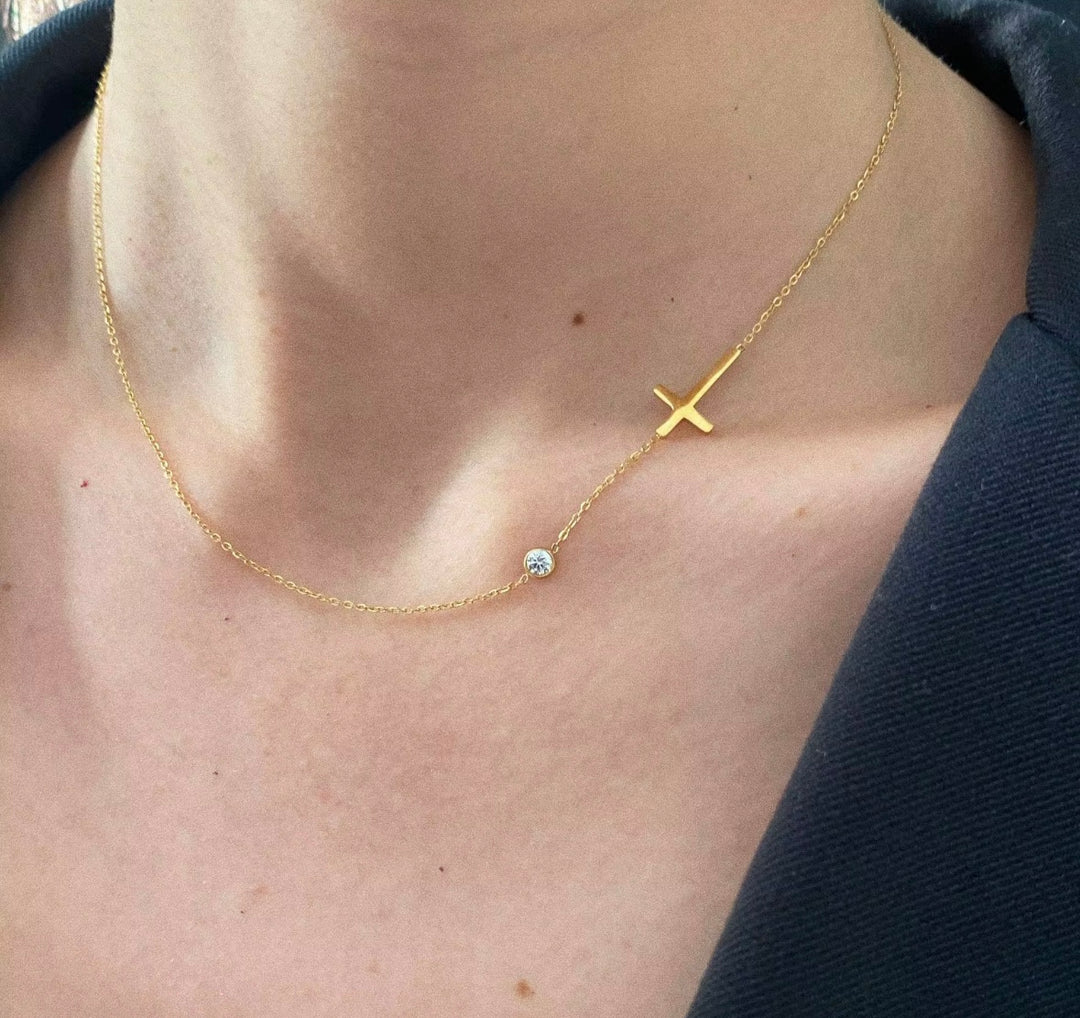 Women’s Gold cross necklace with diamond