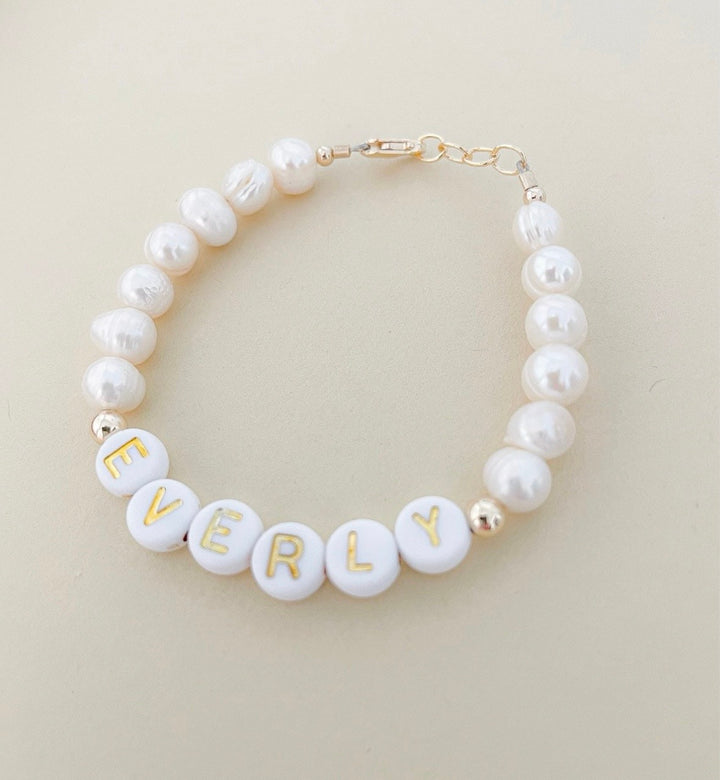 Personalized Pearl Name Bracelet – Custom Gold Filled Letter Bracelet for Girls, Moms &amp; Kids