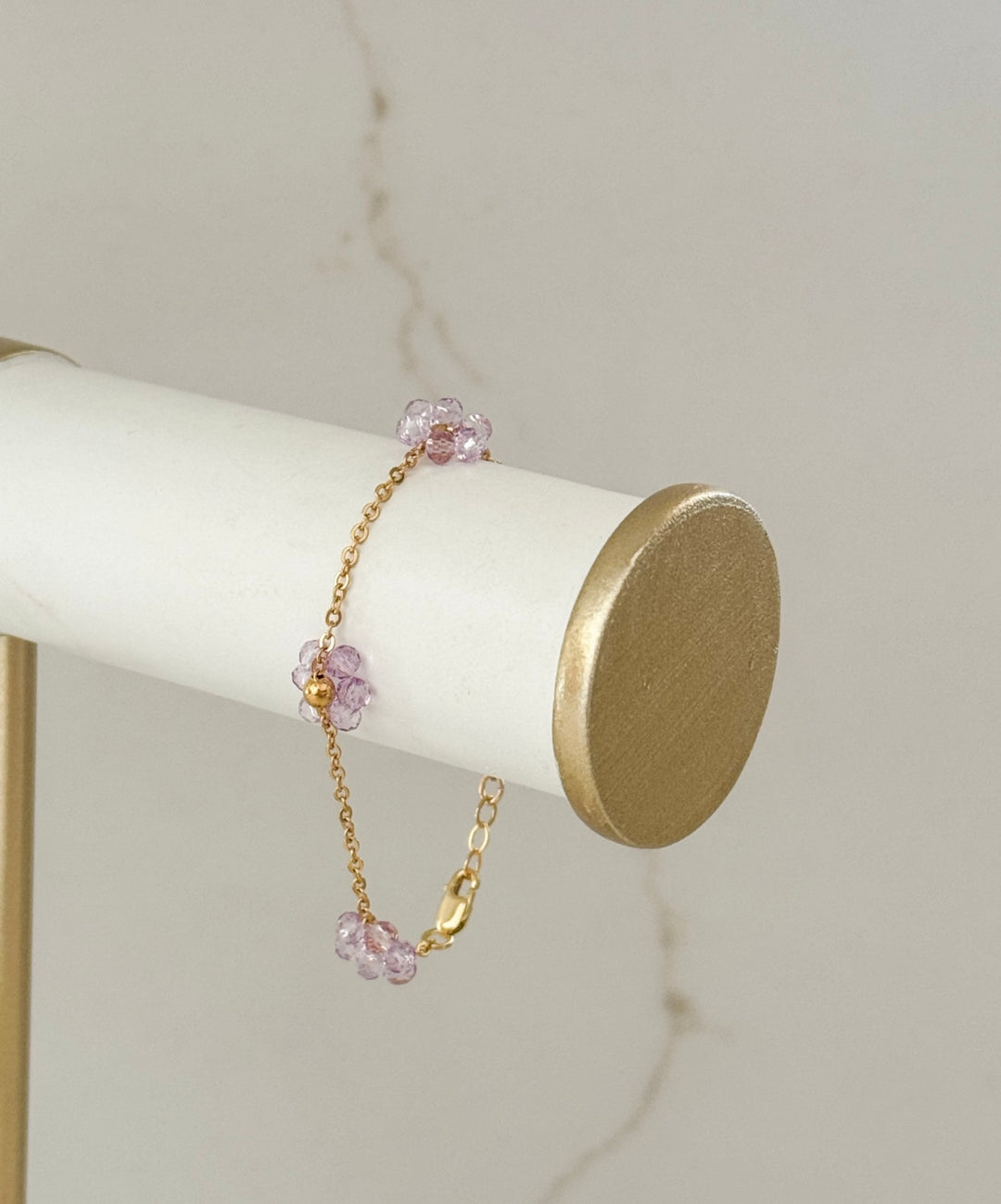 Dainty Floral Chain Bracelet – 14k Gold-Filled (Hypoallergenic)