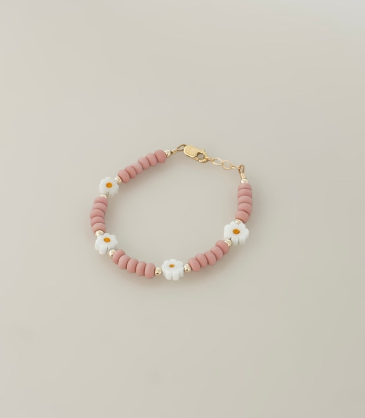 Blush Daisy Bead Bracelet – Dainty Pink & White Flower Bracelet (Hypoallergenic, Gold-Filled Hardware)