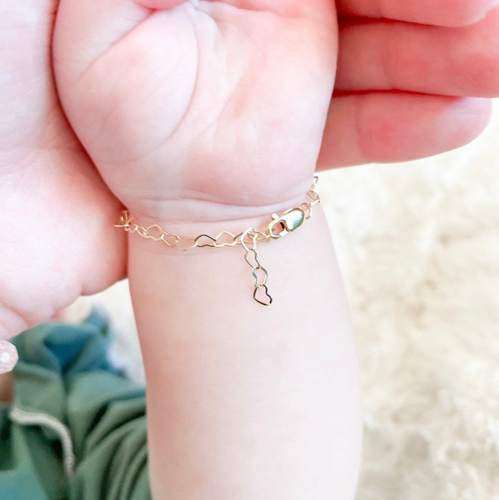 Dainty heart chain bracelet